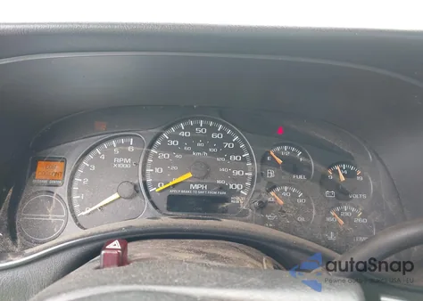 1999 Chevrolet Silverado 1500 z USA, uszkodzony, nr VIN 2GCEC19W4X1206334